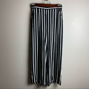 H&M black and white striped palazzo pants